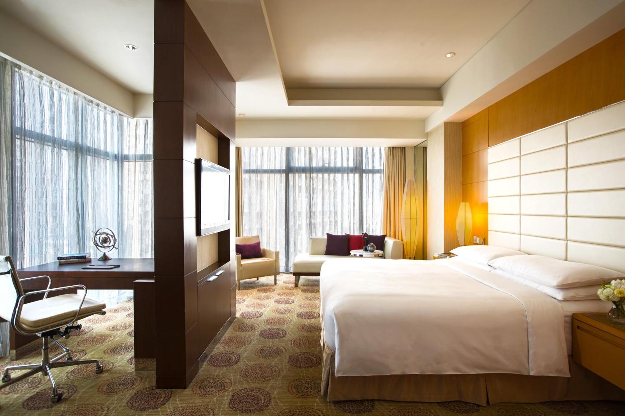 Renaissance Shanghai Putuo Hotel Экстерьер фото