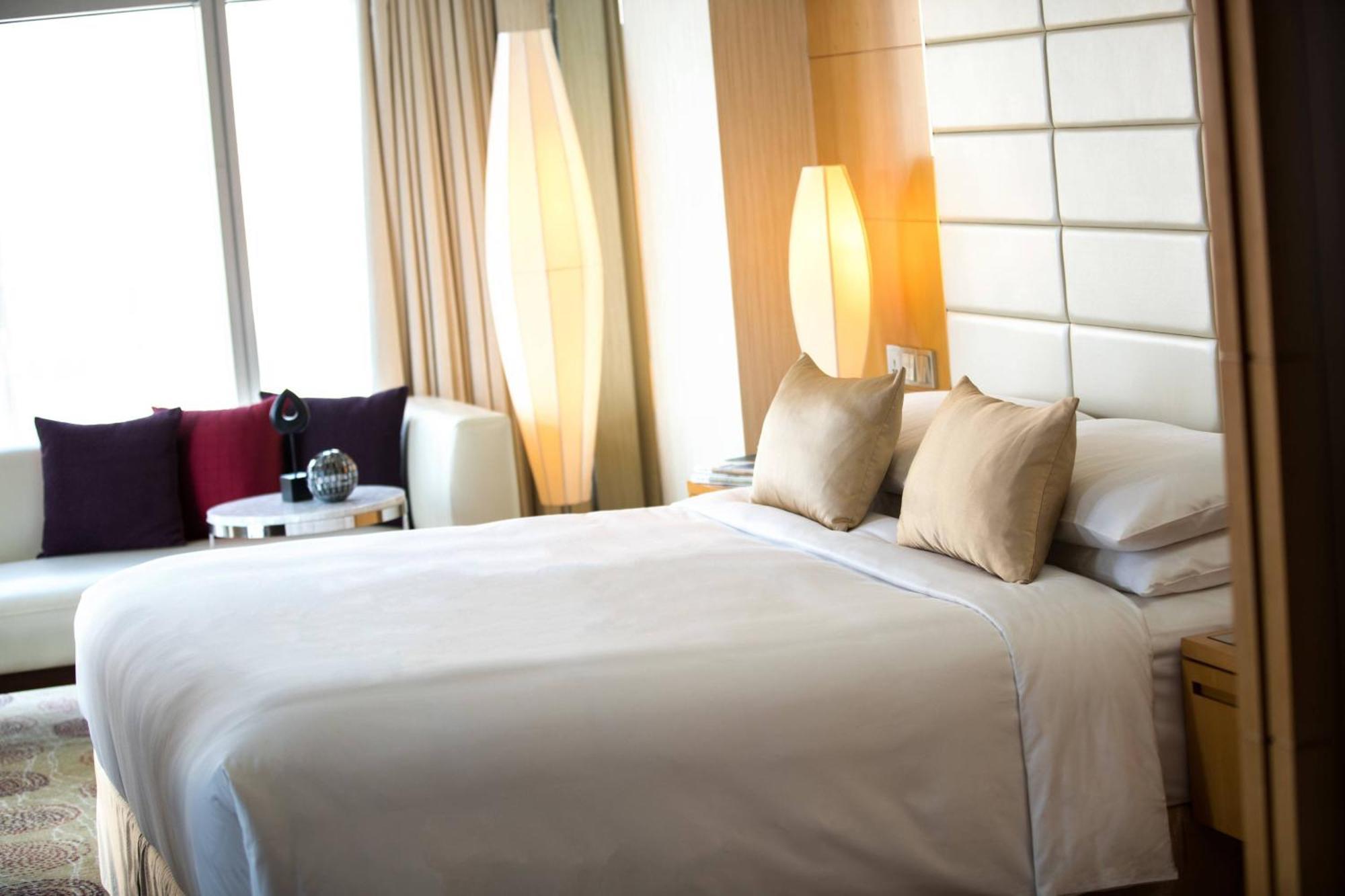 Renaissance Shanghai Putuo Hotel Экстерьер фото